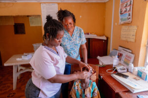 Protecting families from TB: Community health workers bring TB prevention to communities in Sierra Leone